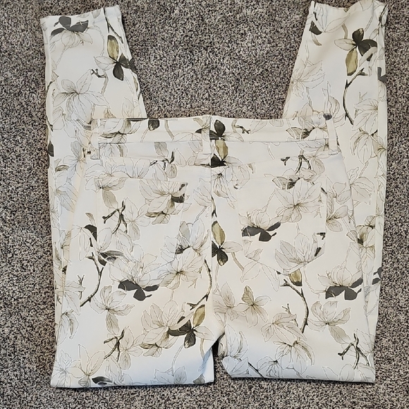 Buffalo David Bitton Pants - Buffalo David Bitton Leaf Print Pants